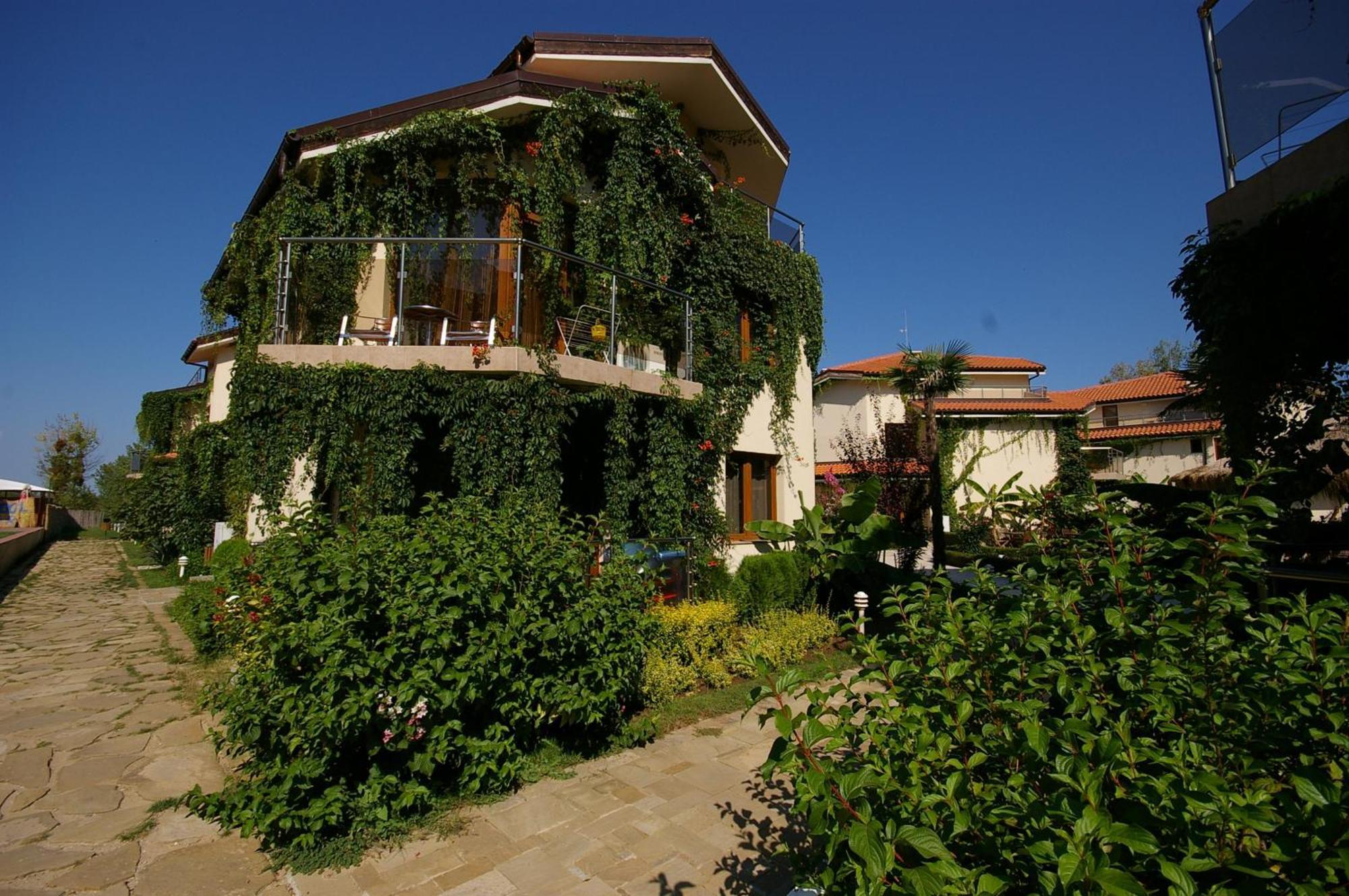 סוזופול Laguna Beach Resort & Spa מראה חיצוני תמונה