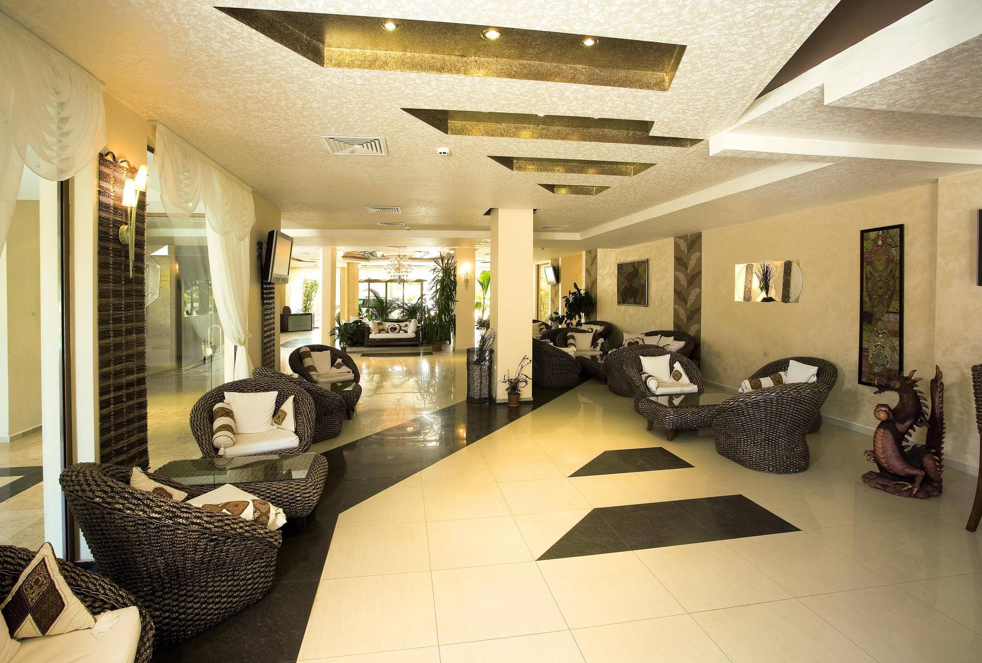 סוזופול Laguna Beach Resort & Spa מראה חיצוני תמונה
